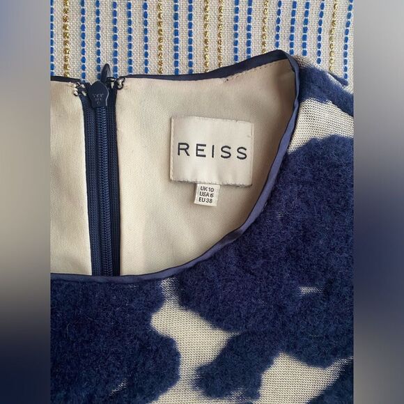 Reiss  Mini Dress Leila Size 6 Wool blended Navy & Cream Gold Floral - Picture 7 of 16